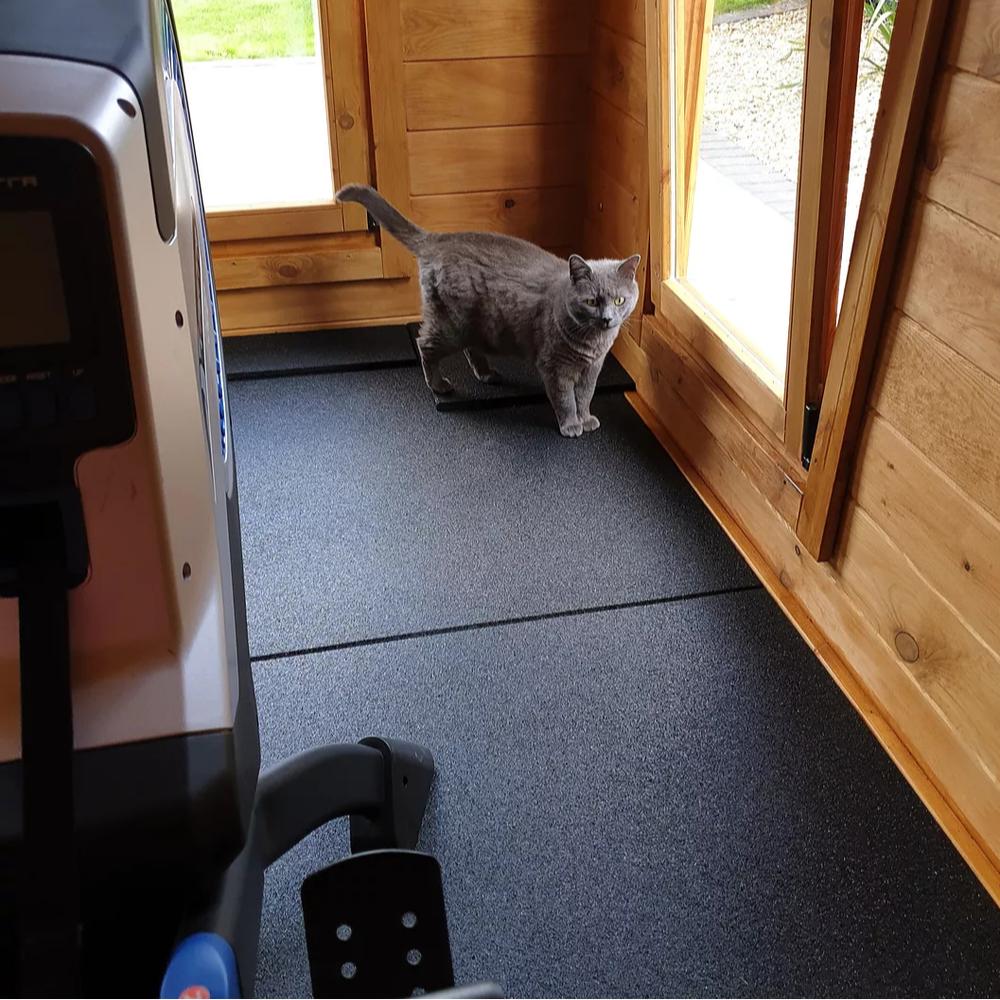 20mm PRO Rubber Gym Flooring Tiles – Smooth Top Surface - UK's Top Rated-Sprung Gym Flooring