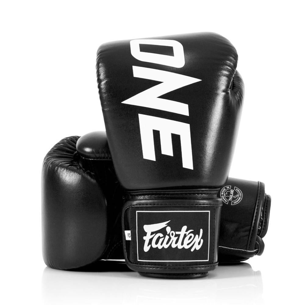Fairtex ONE Championship ボクシンググローブ 8oz Fairtex X One Championship Boxing Gloves | Fight Equipment UK