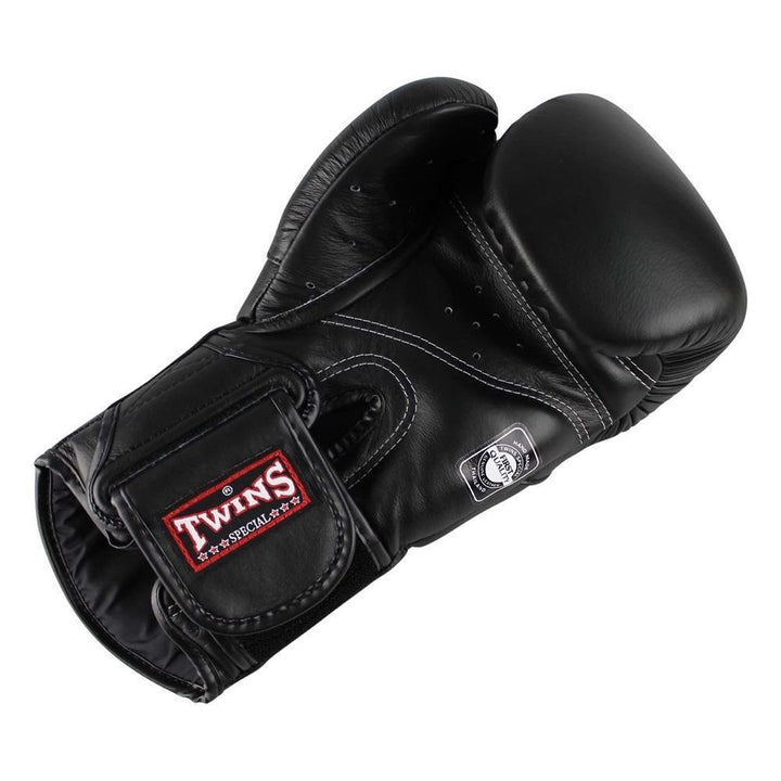 Twins Deluxe Sparring Gloves - Black/Black-FEUK